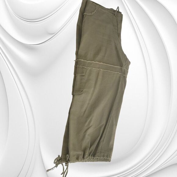 Ashley linen olive 2pc sleeveless capri pants set - Picture 5 of 7